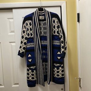 Lucky brand cardigan, soft and pre owned condition.